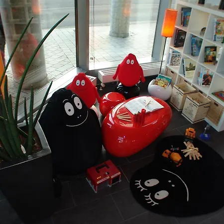 Novotel Hotel 3*