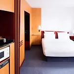 Novotel