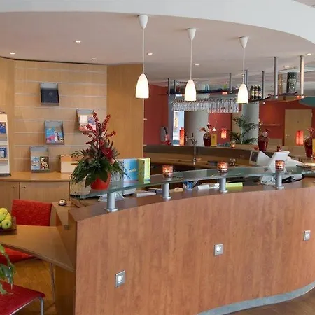 Otel Novotel 3*